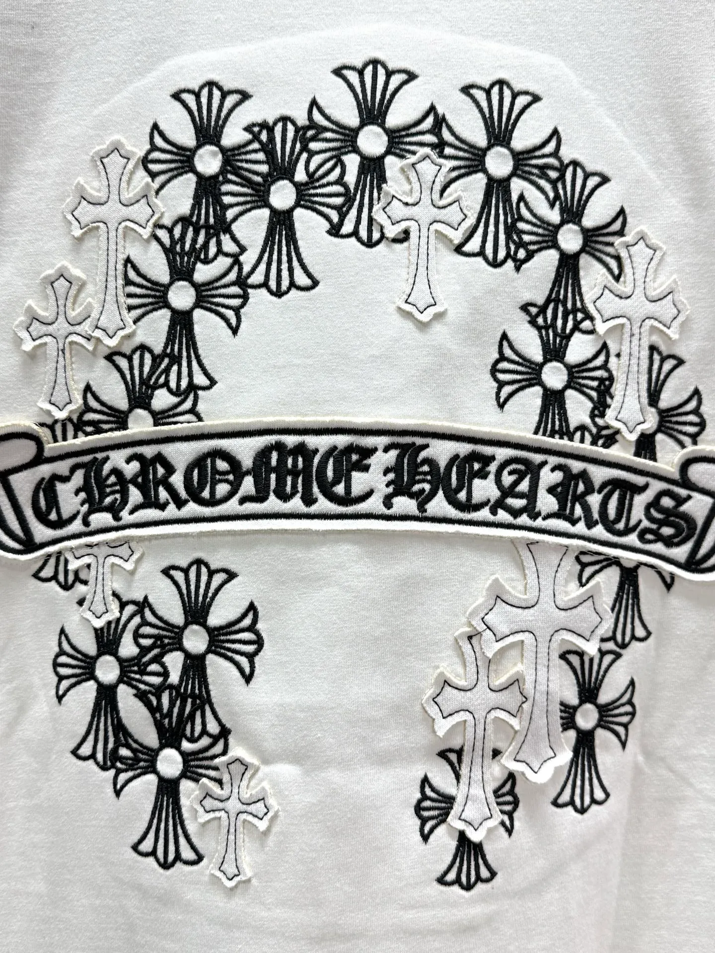 Chrome Hearts* ‼️ T ® 🖤 g fufu ， ， ， ， + ， ， ! ， ， ! ， ! ⚠️ ： ⚠️WJ 011 Same Style 𝐂𝐎𝐋𝐎𝐔𝐑：White Black 𝐒𝐈𝐙𝐄：S-Xl